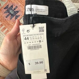 NEW WITH TAGS Zara Flare Jeans
